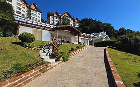 Apartamento no Centro de Gramado, 700 m da Rua Coberta